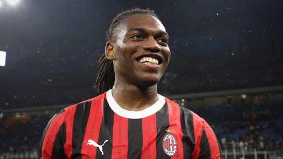 Rafael Leao Hapus Nama AC Milan dari Instagram, Sinyal Perpisahan Semakin Kuat